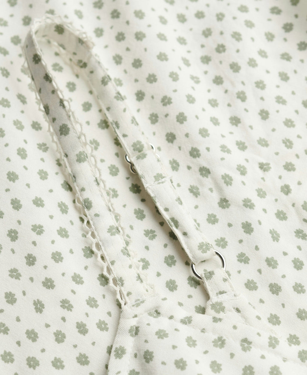Printed Slim Fit Cami Mini Dress | Light Jade Green Ditsy Hearts